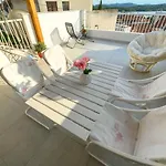 Nada Sea View Centre