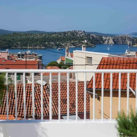 Apartament Nada Sea View Centre
