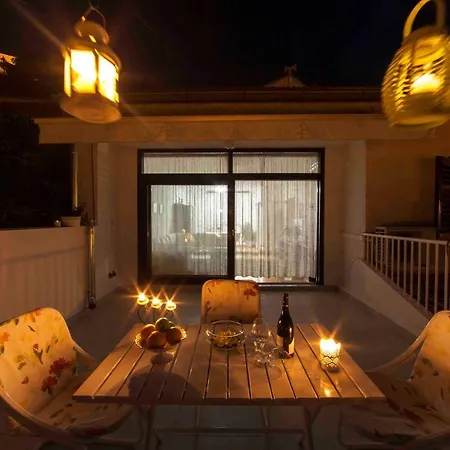 דירה Nada Sea View Centre שיבניק