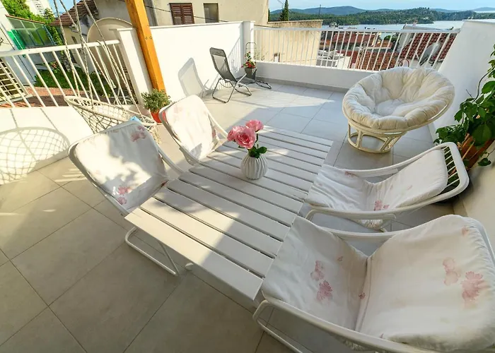 Nada Sea View Centre